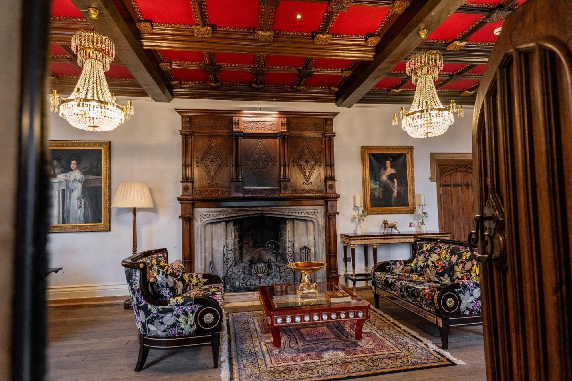 Weston Manor Hotel Εξωτερικό φωτογραφία