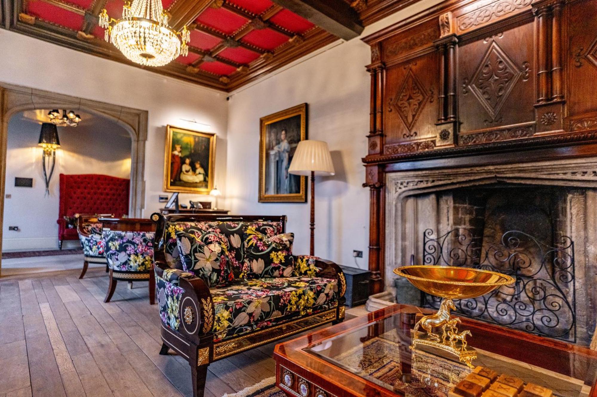 Weston Manor Hotel Εξωτερικό φωτογραφία