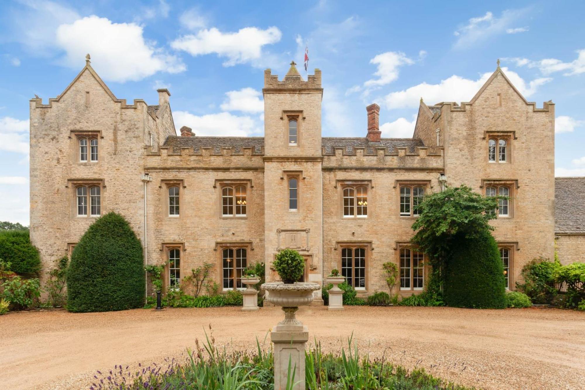 Weston Manor Hotel Εξωτερικό φωτογραφία